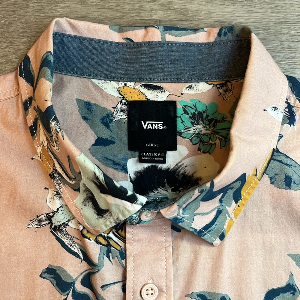 Vans Classic Fit Button Down - Picture 5 of 5